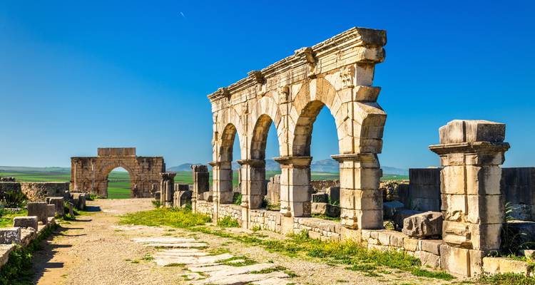 Steinbögen und Ruinen in Volubilis, Marokko.