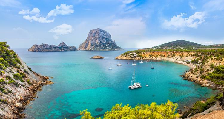 Explorar Baleares con Ibiza - Emerald Cruises 4