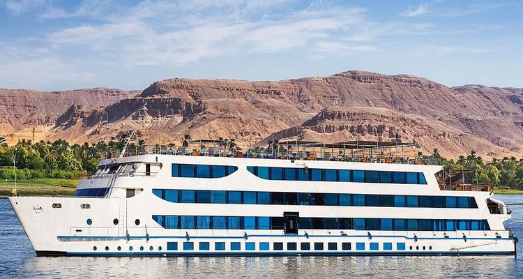 Charming Egypt Tour 9 days with domestic flights - Travel Chance Egypt 6