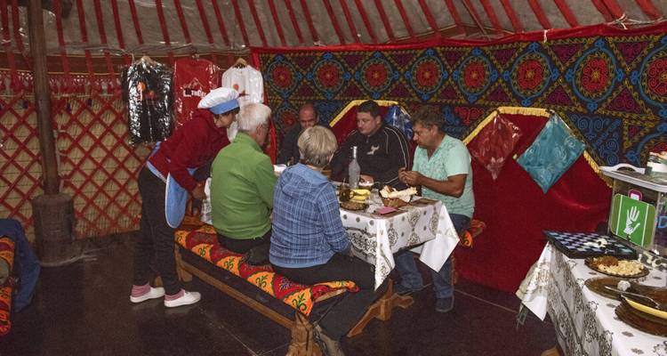 Two Jewels of The Silk Road - DIAMIR Erlebnisreisen 7