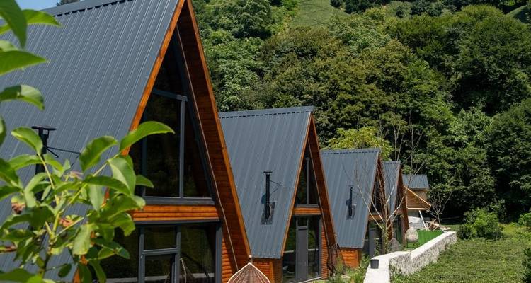 Rize Trabzon 4 noches 5 días circuito privado por el norte con alojamiento en bungalow - Holitera Turizm  1