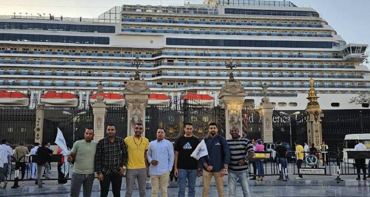 Desde el puerto de Alejandría: Pirámide Guiza y museo egipcio - Sun Pyramid Tours 2
