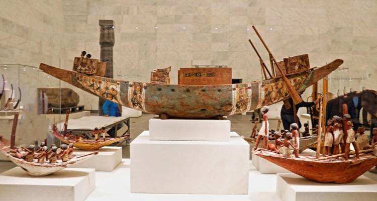 Desde el puerto de el - Sokhna: circuito guiado a la Pirámide Guiza y al museo Nacional . - Sun Pyramid Tours 9