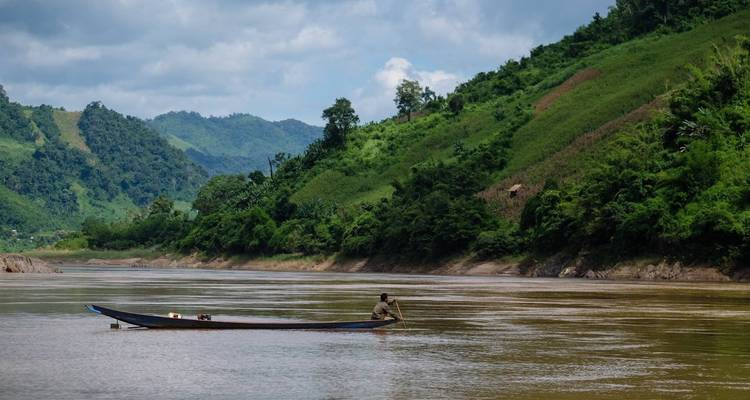 4-Day Upstream Mekong River Cruise Tours From Phnom Penh To Siem Reap - VietLong Travel 7