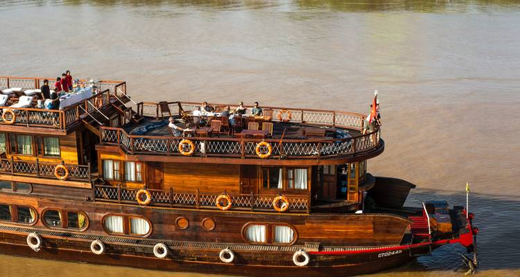 Crucero de 4 días por el Mekong desde Phnom Penh a Saigón pasando por Can Tho, Chau Doc y Cai Be en el crucero Mekong Eyes - DNQ Travel 1