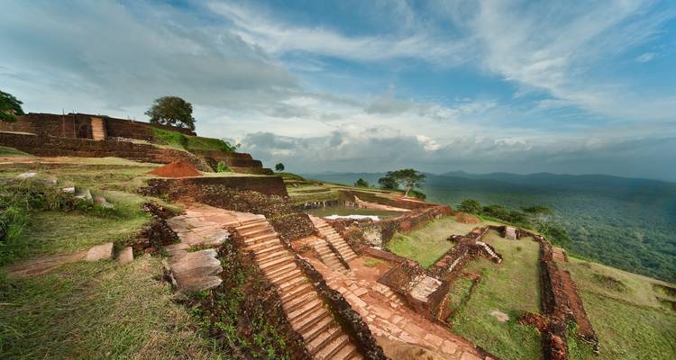 Sri Lankan Splendors Expedition 9 Days - Bravo Indochina Tours 4
