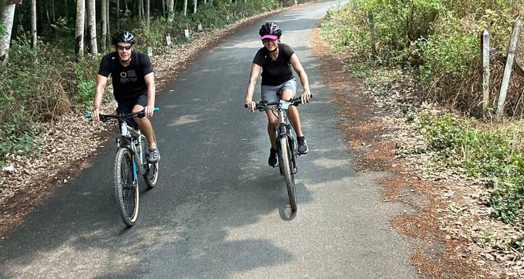 Voyage à vélo du delta du Mékong à la côte centrale du Vietnam - Mr Biker Saigon 3