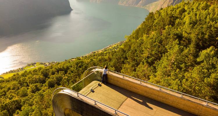 Aventure dans le sud de la Norvège : road trip vers les fjords et les chutes d'eau - journaway 8