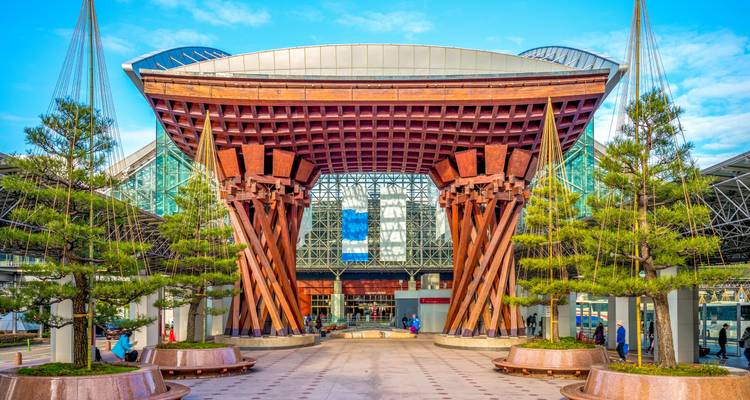 Explora Japón: Torre de Tokio, toriis rojos y samurais - journaway DACH 10