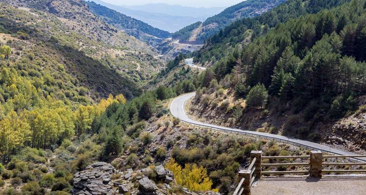 Viaje por carretera a Andalucía: Senderos Salvajes y Playas Doradas - journaway 9