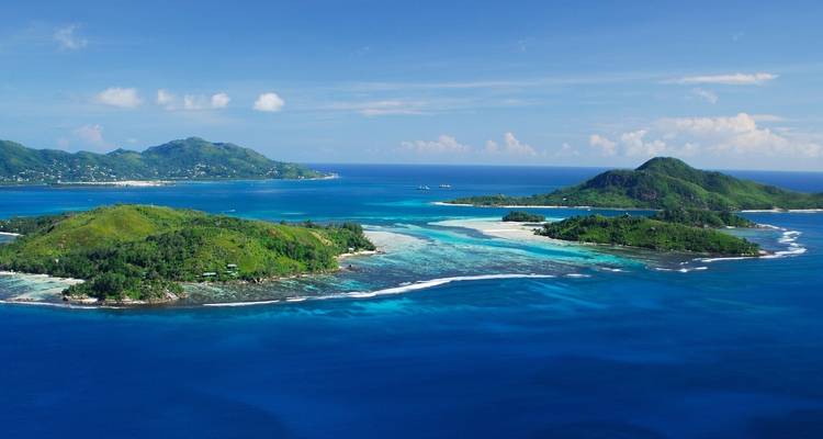 Seychelles Island Hopping: Adventure Between Dream Beaches - journaway 1