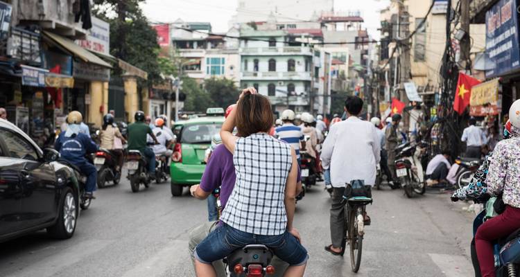 Aventura en Vietnam: la vida en la ciudad y el río Mekong - journaway 3
