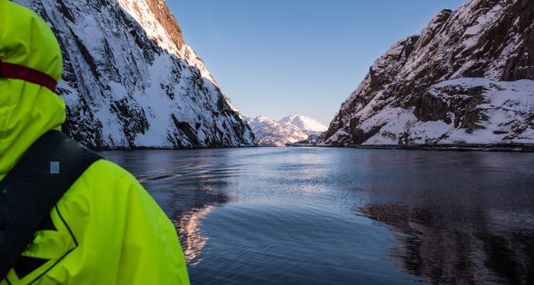 Aventure hivernale dans les Lofoten : La magie des aurores boréales et les maisons sur pilotis - journaway 10