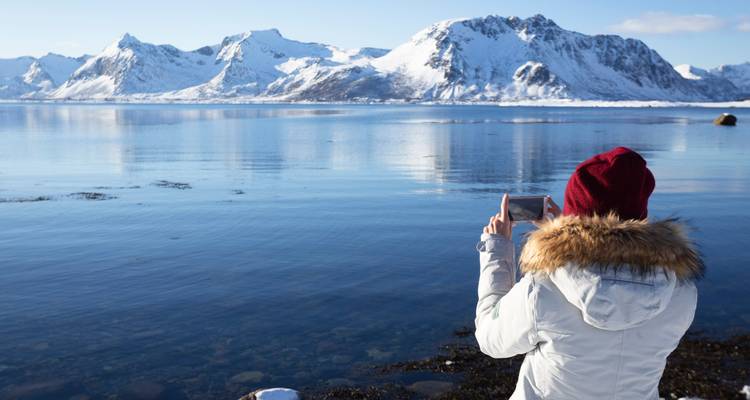 Aventure hivernale dans les Lofoten : La magie des aurores boréales et les maisons sur pilotis - journaway 2