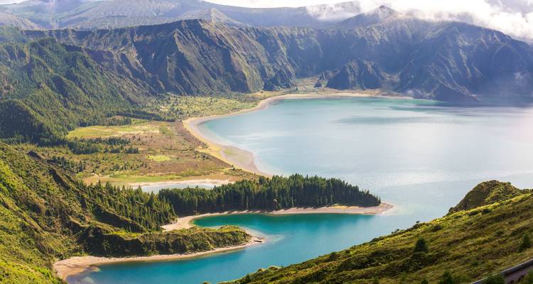 São Miguel & Madeira: Island Hopping in the Atlantic Ocean - journaway 10