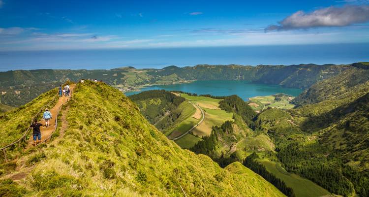São Miguel & Madeira: Island Hopping in the Atlantic Ocean - journaway 7