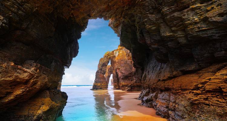 Portugal & Galicia Road Trip: Wild Coasts & Green Valleys - journaway 8