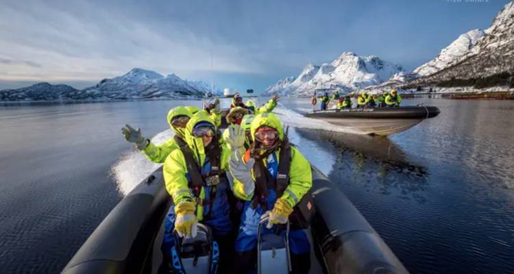 L'aventure des Lofoten : Roadtrip vers les cabanes rouges sur pilotis (5 destinations) - journaway 3