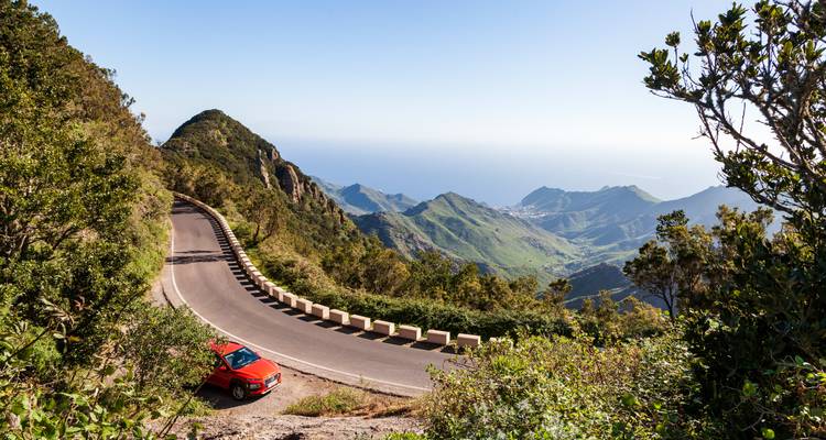 Viaje por carretera a Tenerife: picos ardientes y Océano Atlántico salvaje - journaway 9