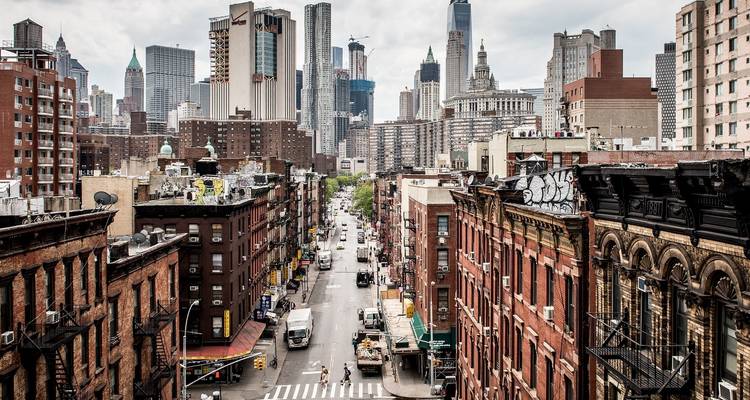 Straatbeeld van de stedelijke omgeving van New York City.