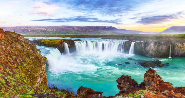 Voyage dans les îles de l'Arctique et leurs alentours | Îles Féroé, Islande, Spitzberg : vers le nord - Hurtigruten 6