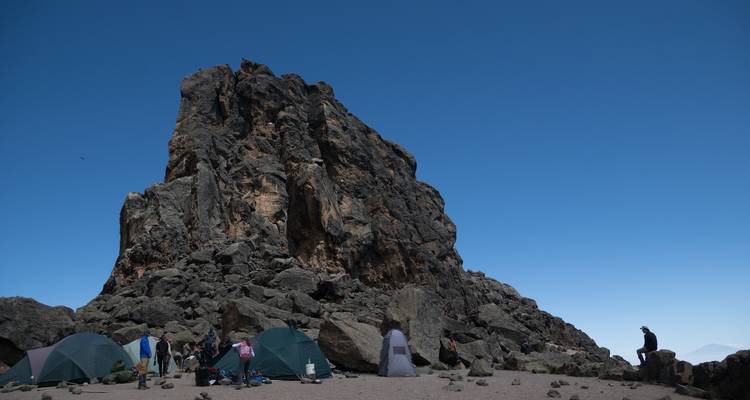 Kilimanjaro Ruta Umbwe 8 Días - Zara Tours (Zara Tanzania Adventures) 3