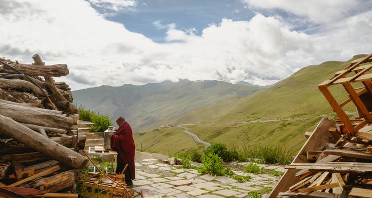 Lhasa Tour-The Best of Tibet - Overland Trek Nepal 6