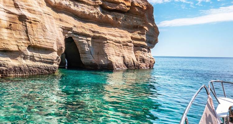 Milos y Santorini 7 días - Oxygen Tours 1