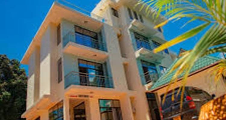 Buitenaanzicht van een modern accommodatiegebouw