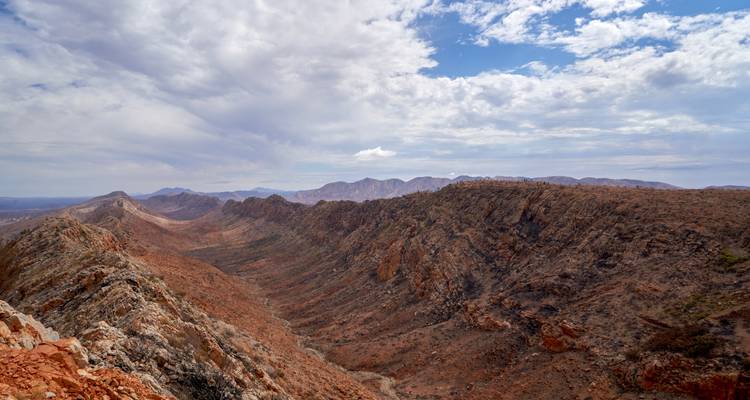 Trek The Larapinta Trail (Camping) - Autopia Tours 7