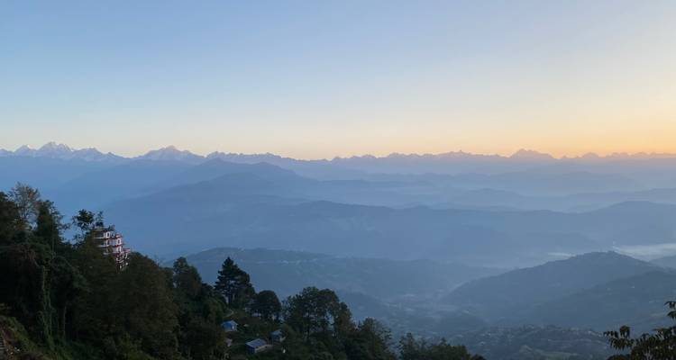 Excursion au lever du soleil à Nagarkot avec Trek d'une journée - Getaway Nepal Adventure Pvt. Ltd 7