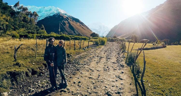 Excursión de día completo al Lago Humantay desde Cusco - TreXperience 1
