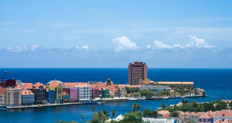 Vacaciones en familia en Curaçao 7 días/6 noches - Across Caribbean Excursions  1