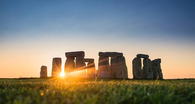 Iconic England Tour - 3 Days with Stonehenge, Roman Baths & Windsor Castle - British Heritage Tours 7