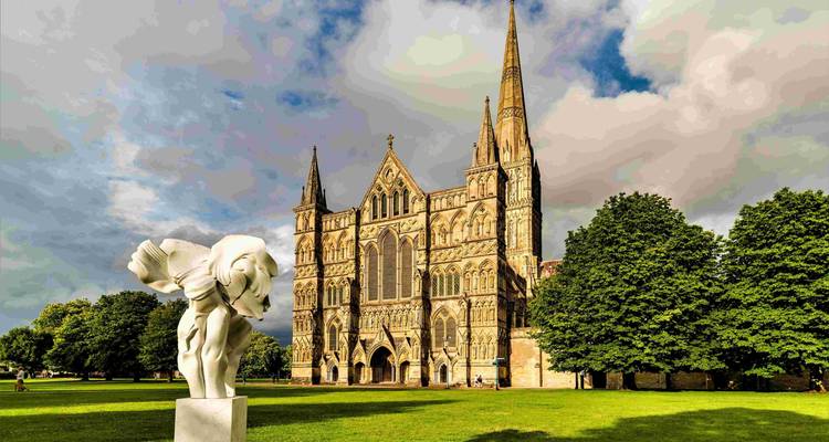 Iconic England Tour - 3 Days with Stonehenge, Roman Baths & Windsor Castle - British Heritage Tours 6
