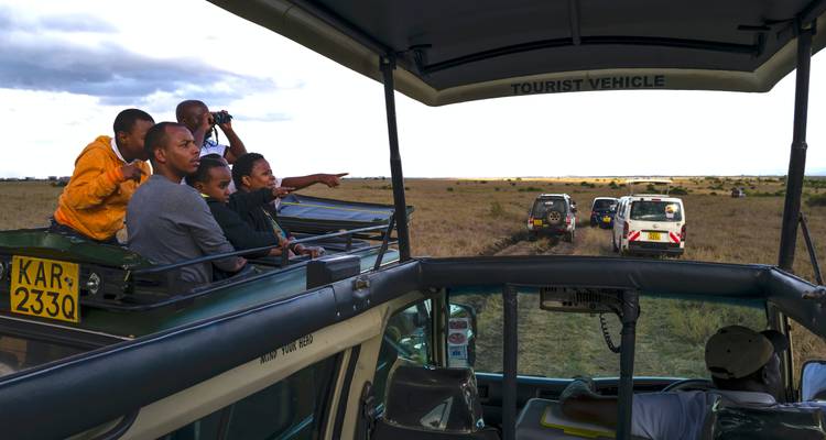 Safari de 8 días por los parques más famosos de Kenia - Gracepatt Ecotours Kenya 2