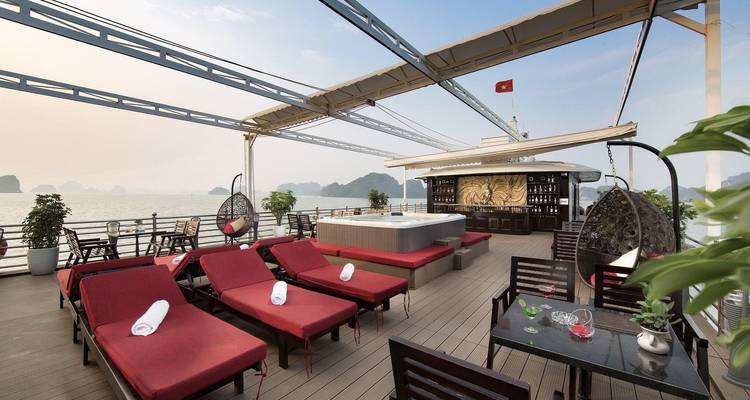 Croisière 5 étoiles dans la baie d'Halong - 2 jours/1 nuit - Old Quarter Travel 1
