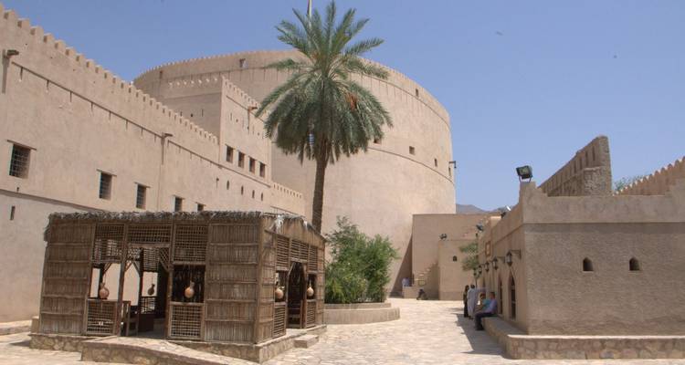 PREMIUM OMAN DISCOVERY TOUR - Tweet World Travel 3