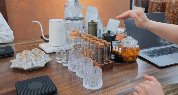 Hanoi Egg & Coconut Coffee Tasting & Making with Untold Stories - Up Travel Vietnam 3