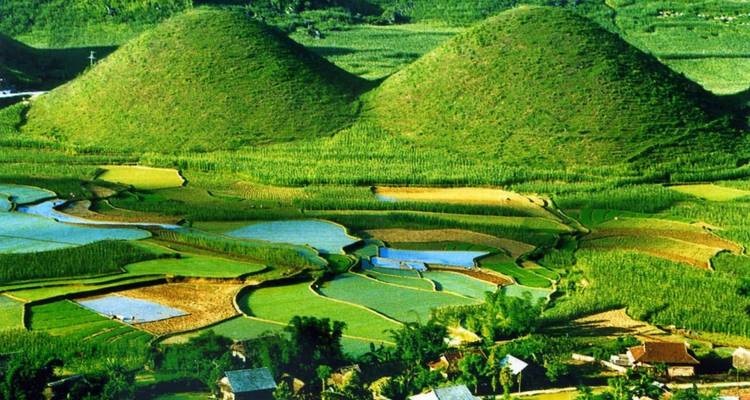 Exploring Mystery Throughout Vietnam Tour 14 Days/13Nights - Bee Gng International Joint Stock Company 7