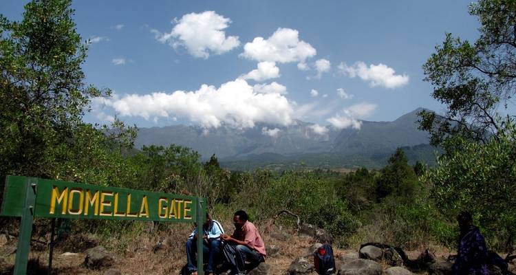 5 DAYS MOUNT MERU TREKKING - Tanzania Wildlife Adventures 4