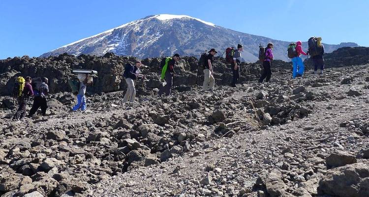 Ascenso al Kilimanjaro por la ruta Marangu 8 días - Authentic Africa 6