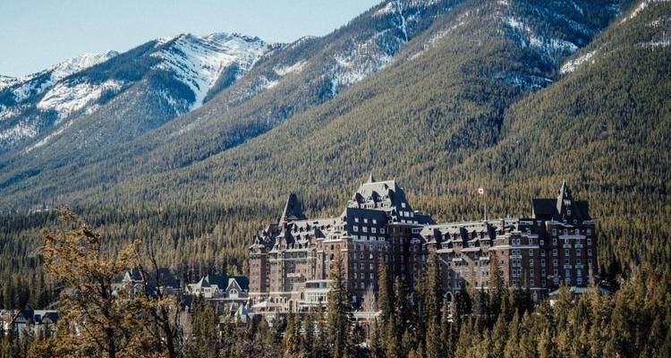 Grand Hotels of the Canadian Rockies - Landsby 3