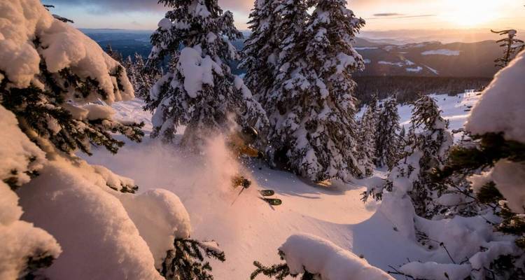 Esquí en Columbia Británica: Estación de Sun Peaks - Landsby 2