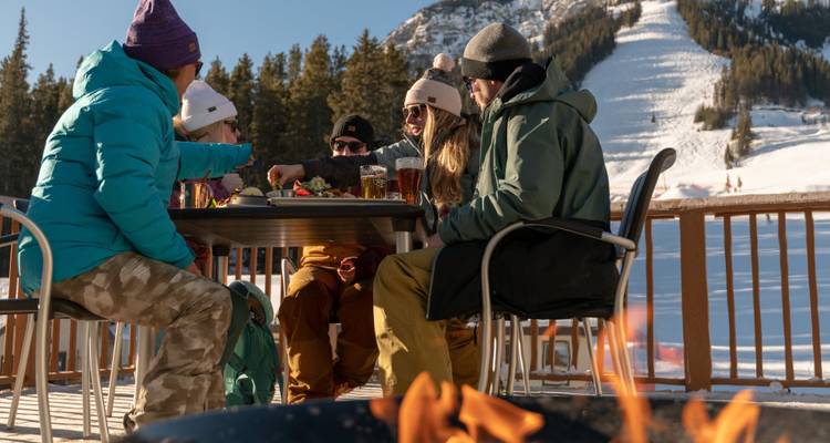 Ski The Canadian Rockies: Banff National Park - Landsby 8