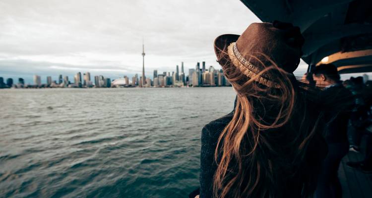 Les lumières de l'Est : De Toronto à Québec en train - Landsby 1
