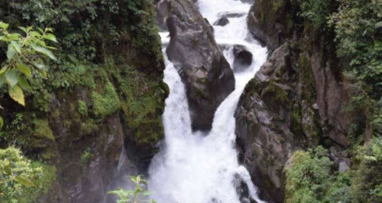 Rental Car Round Trip Family Tour Ecuador - avenTOURa 10