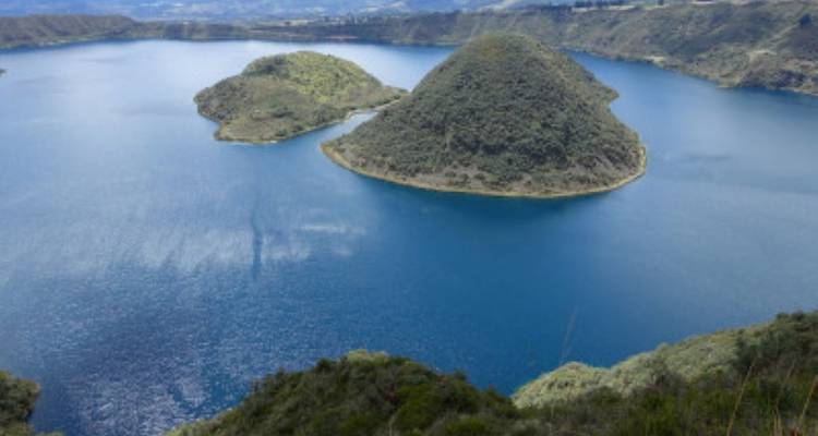 Hiking Paradise Ecuador - avenTOURa 3