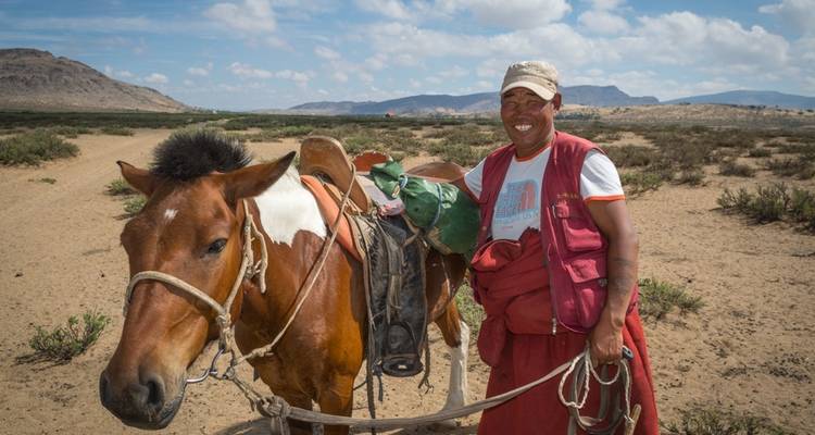 Aventura por tierra en el Gobi Mongol - Unquote Travel 5