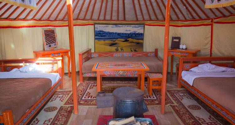 Aventura por tierra en el Gobi Mongol - Unquote Travel 8